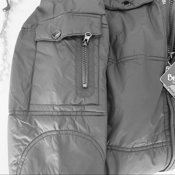 Men’s Warm Winter Hooded Jacket. Hoodie and Faux Feather Removable. Black - Picture 11 of 16